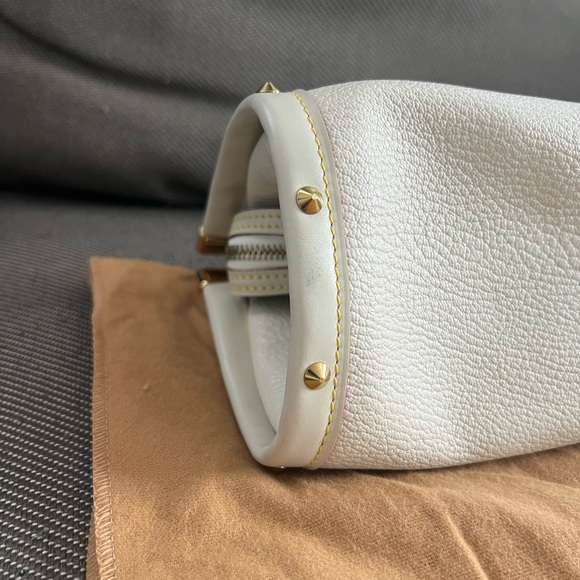 Authentic LOUIS VUITTON White Suhali Leather L'Epanoui PM Top Handle Bag - Picture 14 of 15